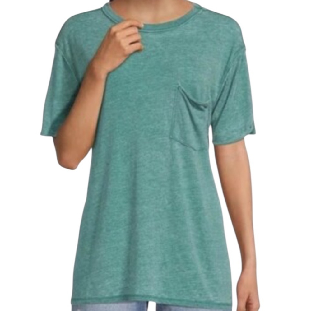 NWT Free People Vella Tee Cypress Knit Tee. Front pocket. Size L